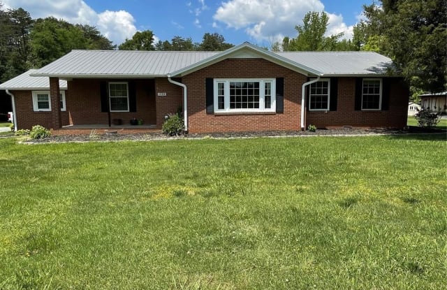 1732 Rockcrusher Road - 1732 Rockcrusher Road, Davidson County, NC 27292