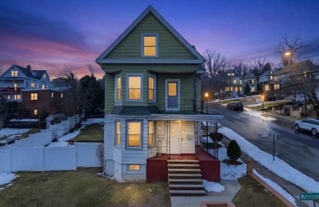 437 Morrissee Ave