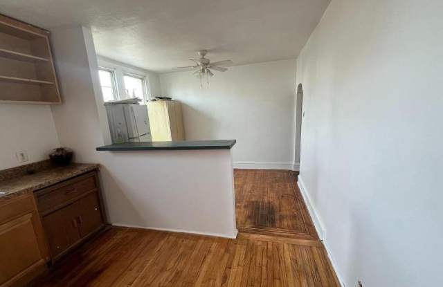 1933 71ST Avenue unit: 1St Floor