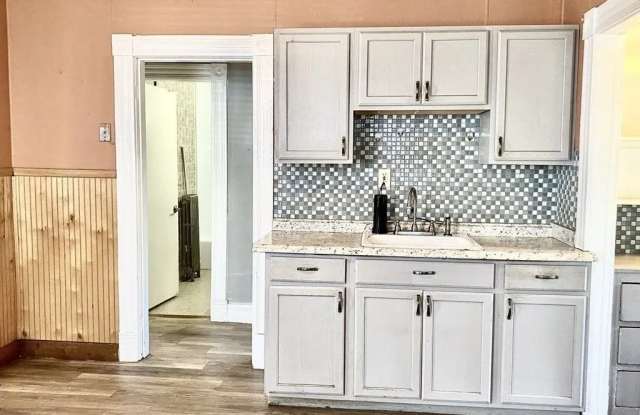 49 Murray Hill Avenue