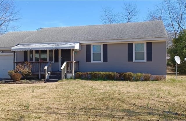 2032 Phyllis Drive - 2032 Phyllis Drive, Chesapeake, VA 23325