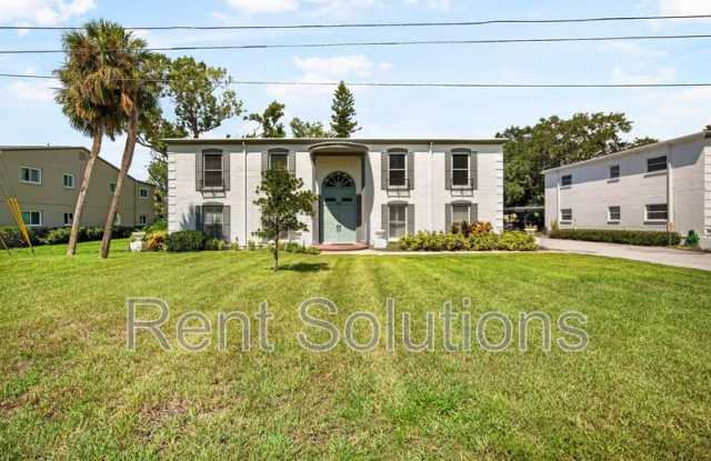 1330 Snell Isle Blvd NE