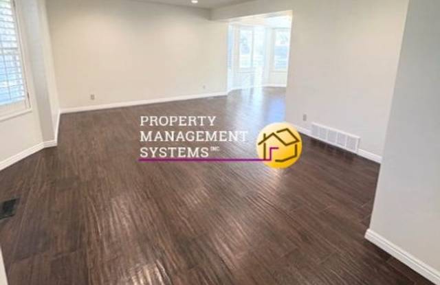 5 Bedroom Home in Draper!