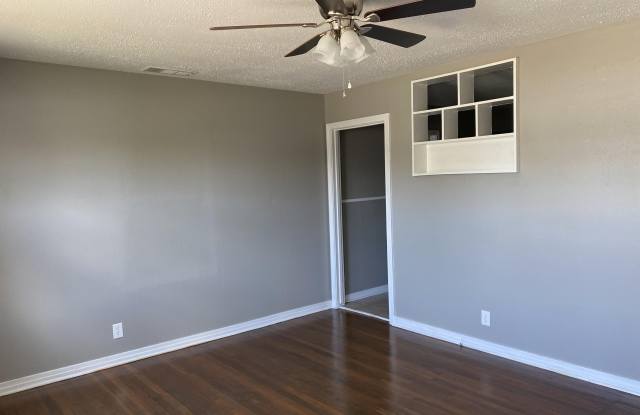 4125 S Monroe Street