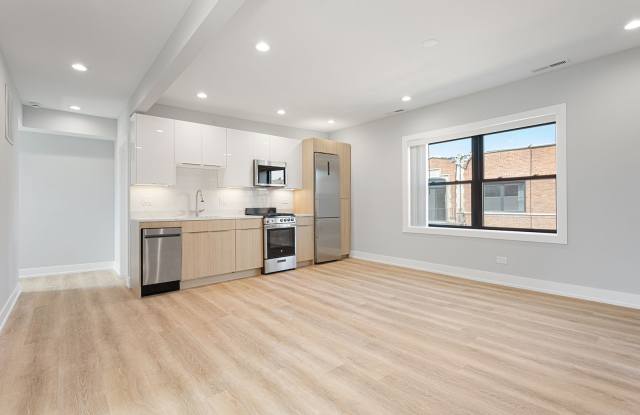 1550 W Juneway Terrace