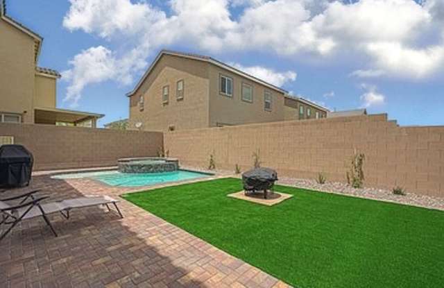 Gorgeous Pool & Spa Home