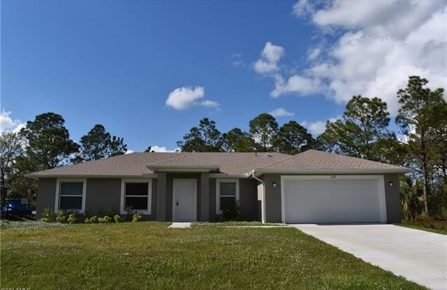 6129 Laurelwood DR - 6129 Laurelwood Drive, Lehigh Acres, FL 33905