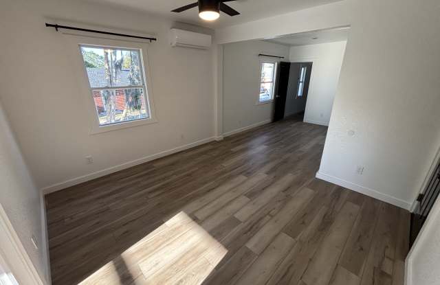 150 South Nekoma AvenueApt C