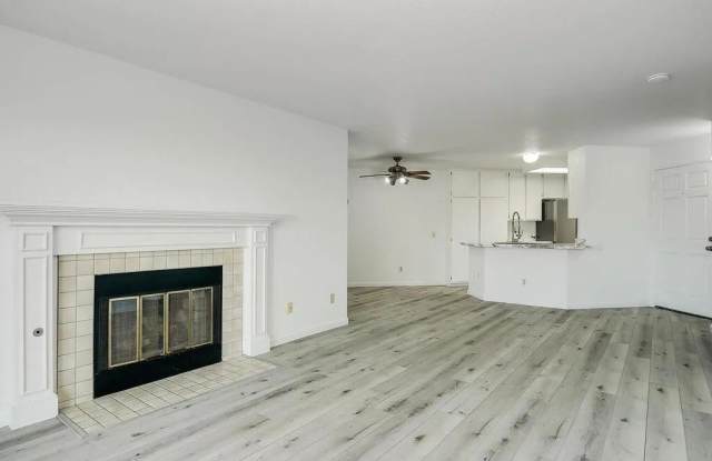 7087 Camino Degrazia unit: 141