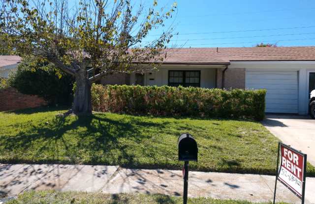 Photo of 1201 Sublett Ave