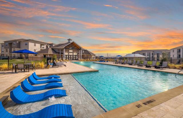 Photo of Landmark at Ninety Nine