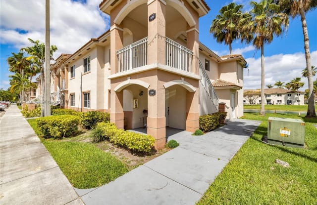 1261 SE 28th Ct - 1261 Southeast 28th Court, Homestead, FL 33035