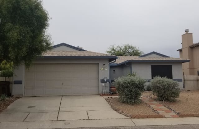 2617 W Lazybrook Drive - 2617 West Lazybrook Drive, Casas Adobes, AZ 85741