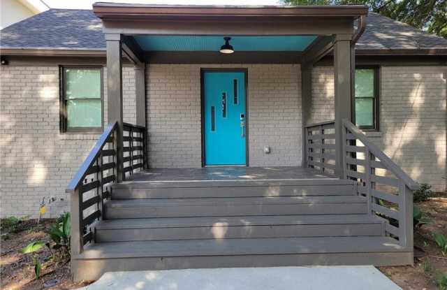 367 Ashley Avenue NE