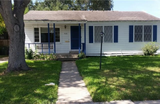 1038 Ponder St - 1038 Ponder Street, Corpus Christi, TX 78404