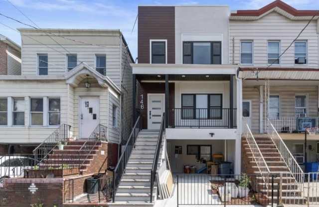 146 CONGRESS ST