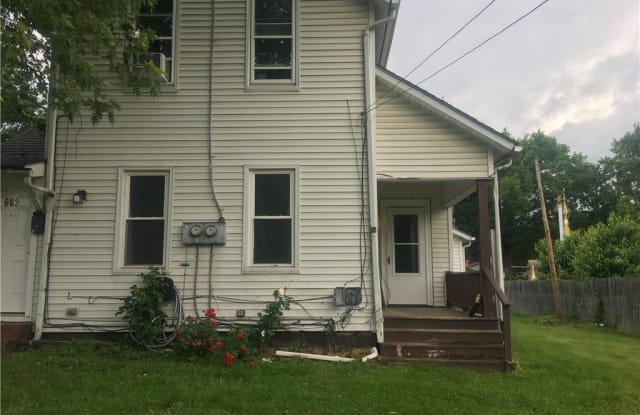 680 Sumner - 680 Sumner Street, Akron, OH 44311