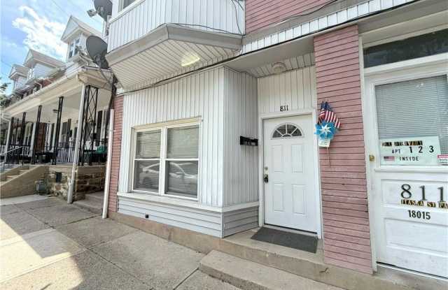 811 Itaska Street
