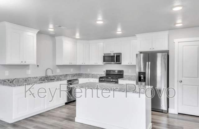 Photo of 1042 N 120 E