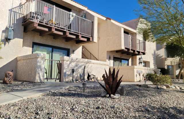 Unfurnished, long term, ground floor unit