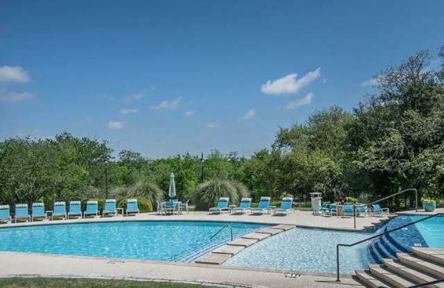 Hidden Lake Apartments