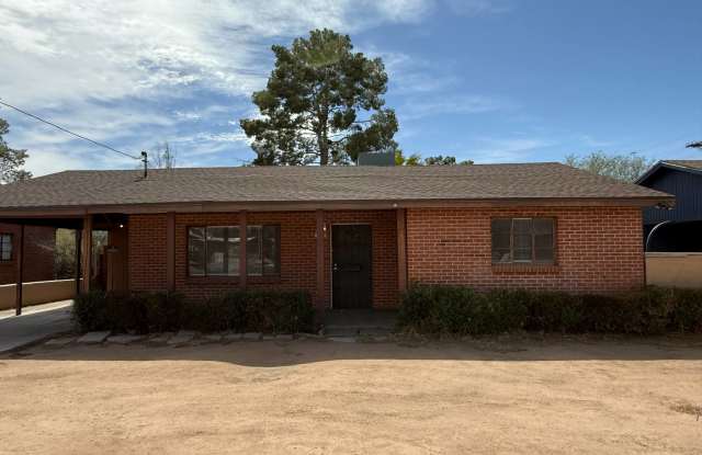 1325 N Venice