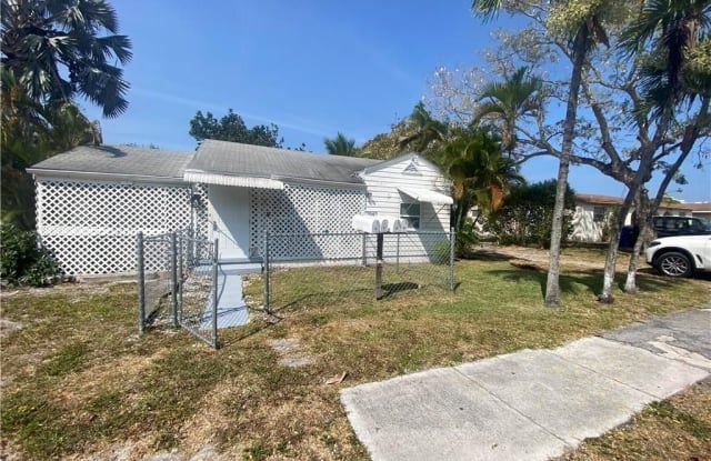 2549 NE 190th St - 2549 Northeast 190th Street, Ojus, FL 33180