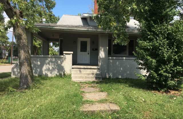 1400 Adams Ave - 1400 Adams Avenue, Evansville, IN 47714