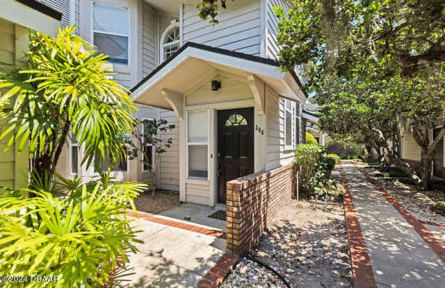 596 N Nova Road