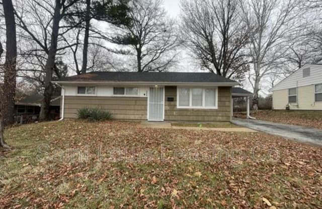 5570 Winchelsea Dr - 5570 Winchelsea Drive, Normandy, MO 63121