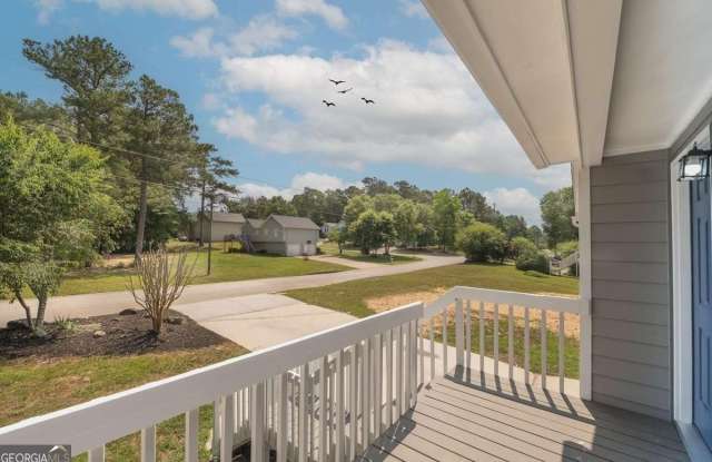 493 Silverthorne Circle