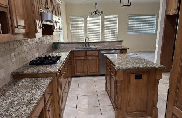 7605 Deer Ridge Lane