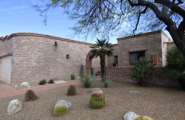 5300 N Montezuma Trail