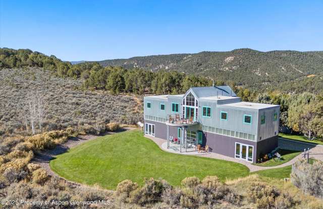 525 Cactus Flats Road