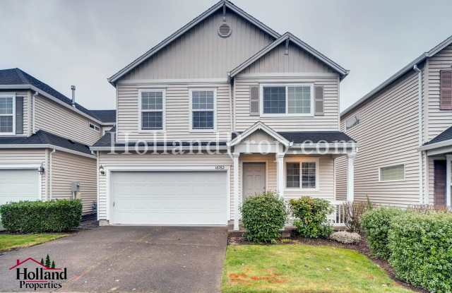 Beautiful 3 bedroom Bethany single family home