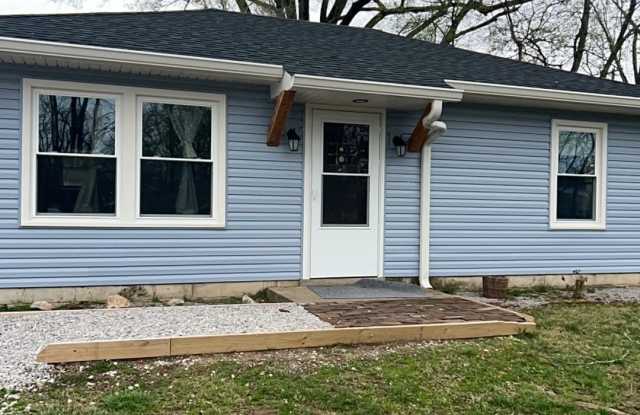 300 East Parkview Drive