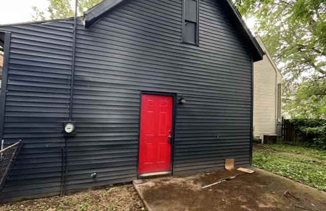 1113 West Delaware Street