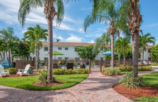 Boca Winds Apartments