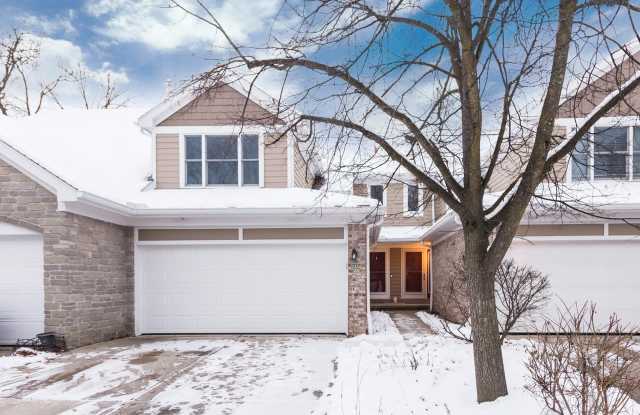 2434 Mulberry Ct