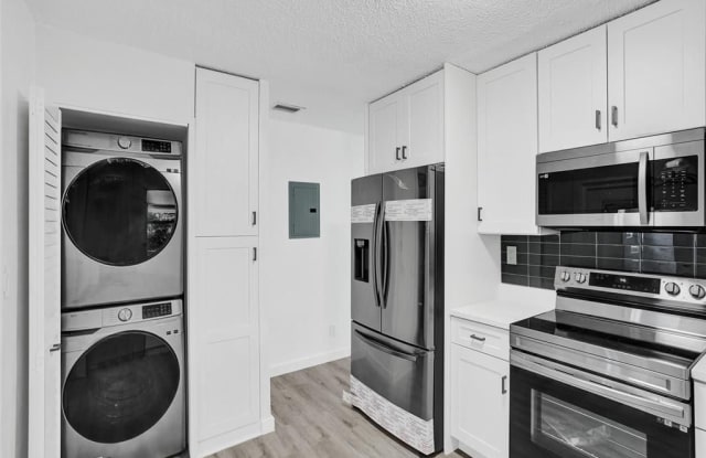 2241 NW 55th Ave