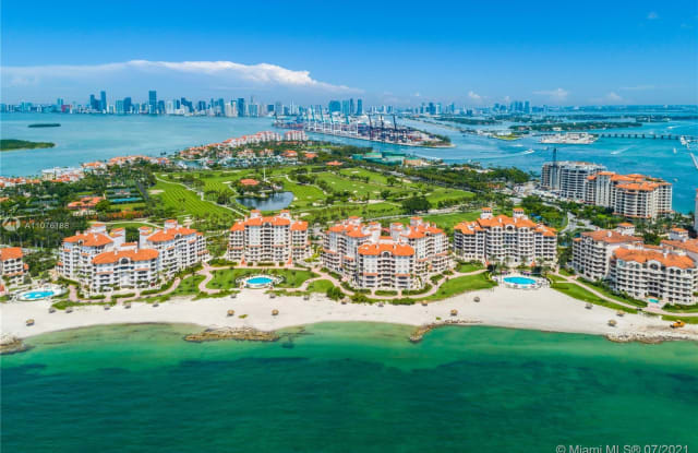 7852 Fisher Island Dr - 7852 Fisher Island Dr, Fisher Island, FL 33109