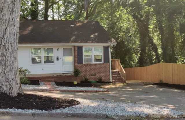 300 N Fairview Ave B
