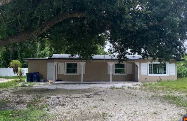 713 Queens Drive