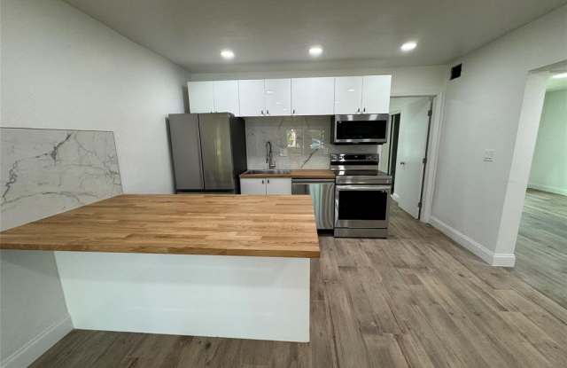 2200 NE 173rd Street