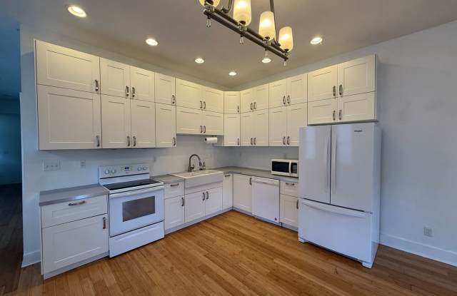 Photo of 3-BED 2-BATH IN SHELBY PARK W/ 3-CAR GARAGE