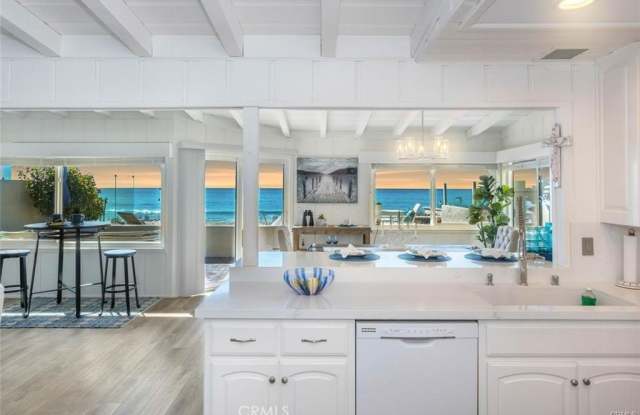 Photo of 35325 Beach Road