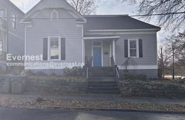 225 Woodward Avenue Southeast