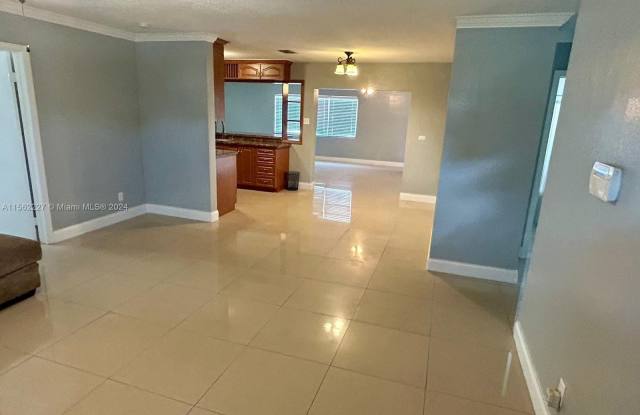 6881 Southwest 6th Street - 6881 Southwest 6th Street, Pembroke Pines, FL 33023