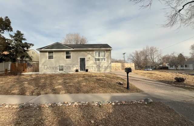 Updated 5 Bedroom House Near Memorial Park