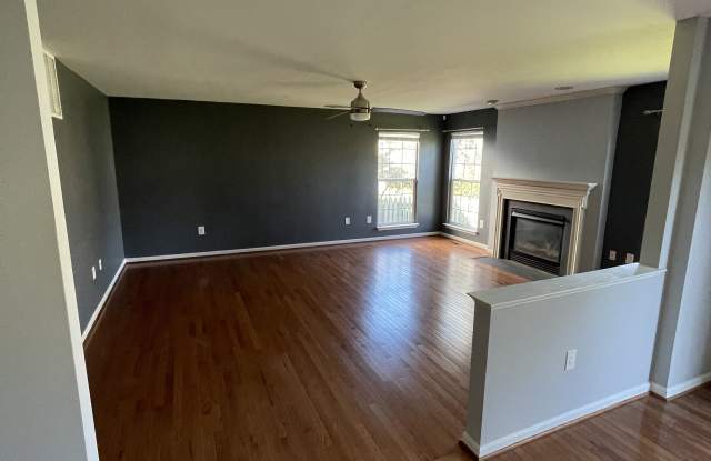 14268 Town Commons Way